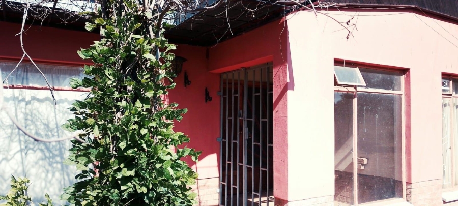 5 Bedroom Property for Sale in Hertzogville Free State